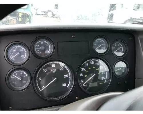 STERLING L9500 SERIES Instrument Cluster