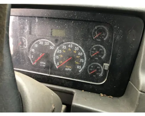 STERLING L9500 SERIES Instrument Cluster