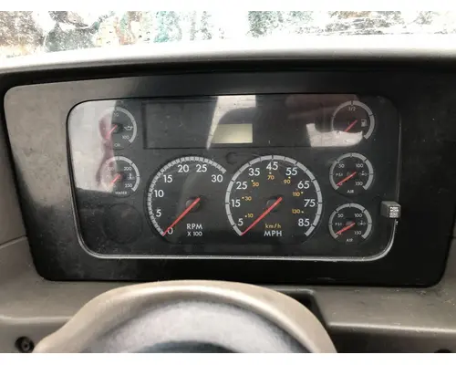 STERLING L9500 SERIES Instrument Cluster