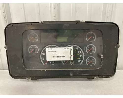 STERLING L9500 SERIES Instrument Cluster