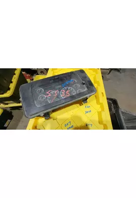 STERLING L9500 SERIES Instrument Cluster