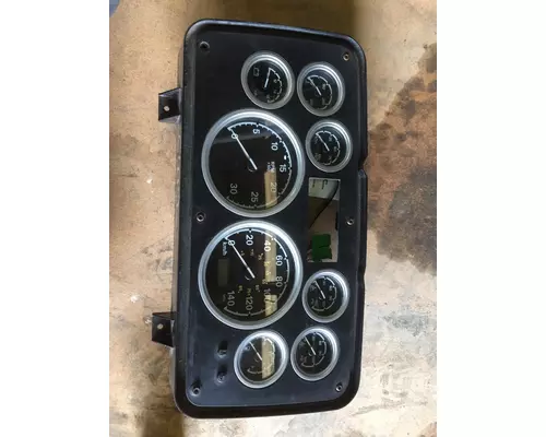 STERLING L9500 SERIES Instrument Cluster