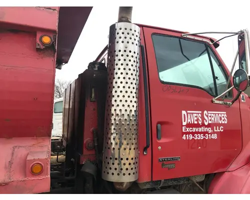 STERLING L9500 SERIES Muffler Shield