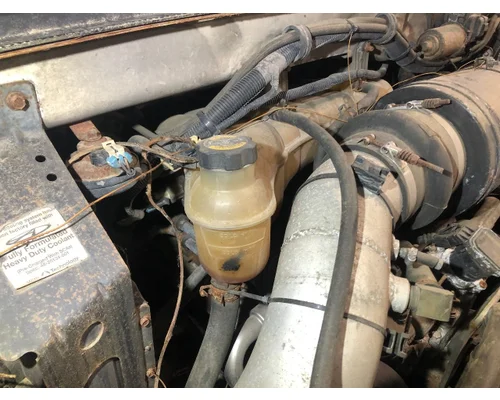 STERLING L9500 SERIES Radiator Overflow Bottle  Surge Tank
