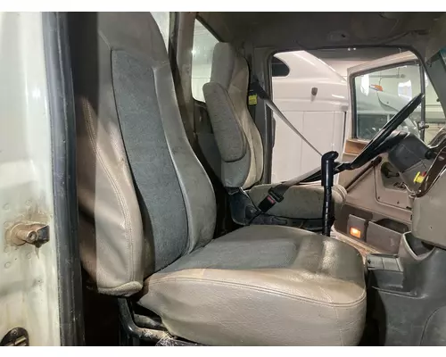 STERLING L9500 SERIES Seat (non-Suspension)