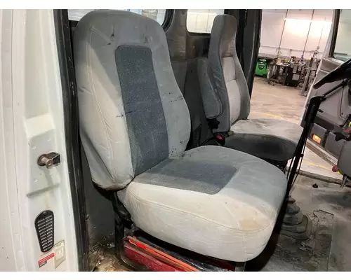 STERLING L9500 SERIES Seat (non-Suspension)