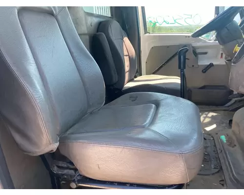 STERLING L9500 SERIES Seat (non-Suspension)