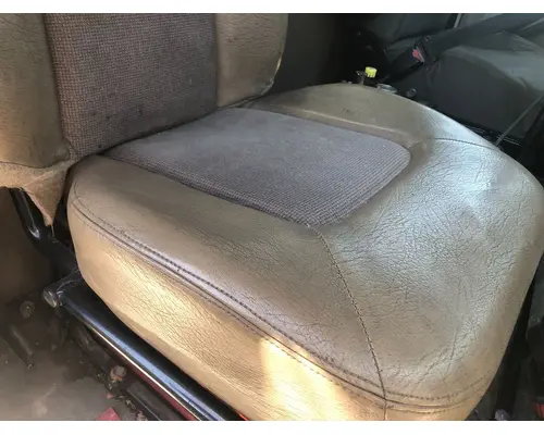 STERLING L9500 SERIES Seat (non-Suspension)