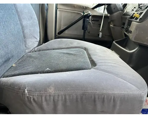 STERLING L9500 SERIES Seat (non-Suspension)