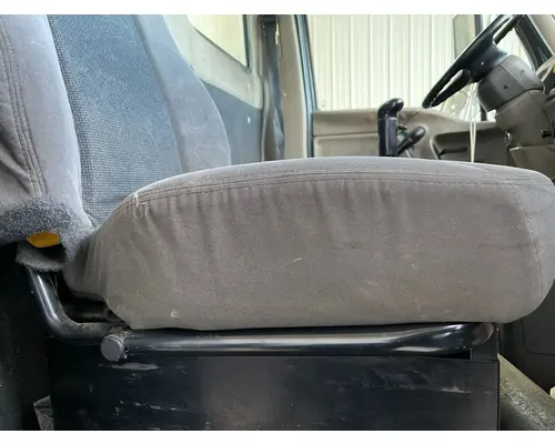STERLING L9500 SERIES Seat (non-Suspension)