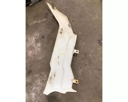 STERLING L9500 SERIES Side Fairing