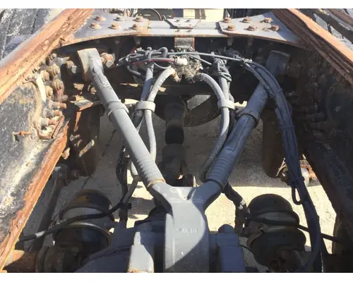 STERLING L9500 SERIES Suspension