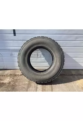 STERLING L9500 SERIES Tires