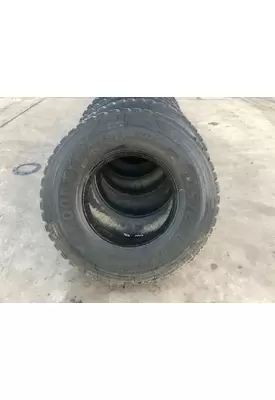 STERLING L9500 SERIES Tires