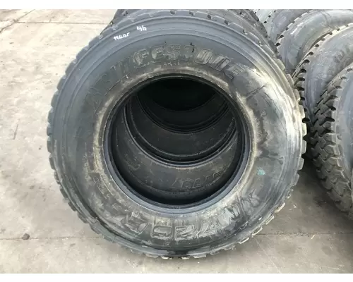 STERLING L9500 SERIES Tires