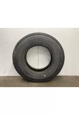 STERLING L9500 SERIES Tires