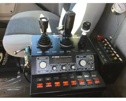 STERLING L9500 SERIES Truck