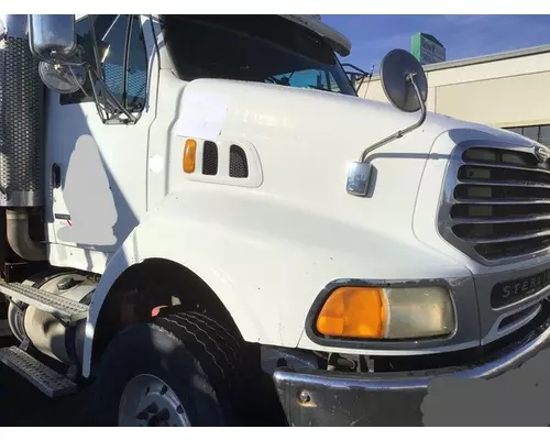 STERLING L9500 SERIES Vehicle For Sale