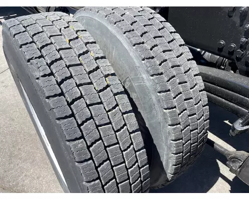 STERLING L9500 SERIES Vehicle For Sale