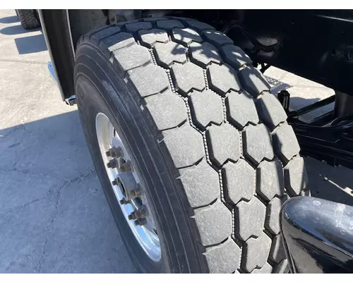 STERLING L9500 SERIES Vehicle For Sale