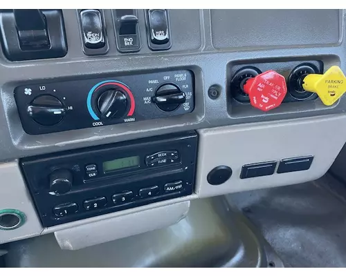 STERLING L9500 SERIES Vehicle For Sale