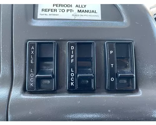 STERLING L9500 SERIES Vehicle For Sale