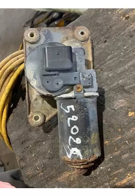 STERLING L9500 SERIES Wiper Motor, Windshield/ Transmission Linkage