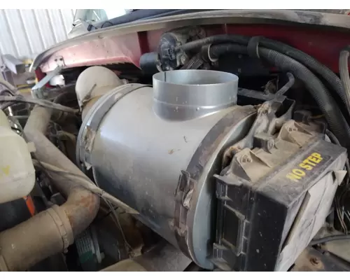 STERLING L9500 AIR CLEANER