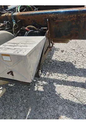 STERLING L9500 Battery Box