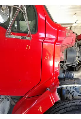 STERLING L9500 COWL