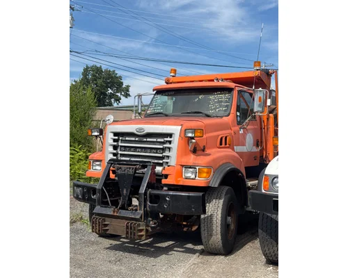 STERLING L9500 Complete Vehicle