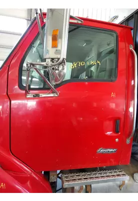 STERLING L9500 DOOR ASSEMBLY, FRONT