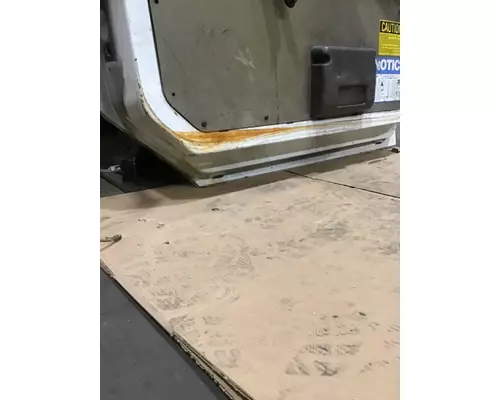 STERLING L9500 Door Assembly