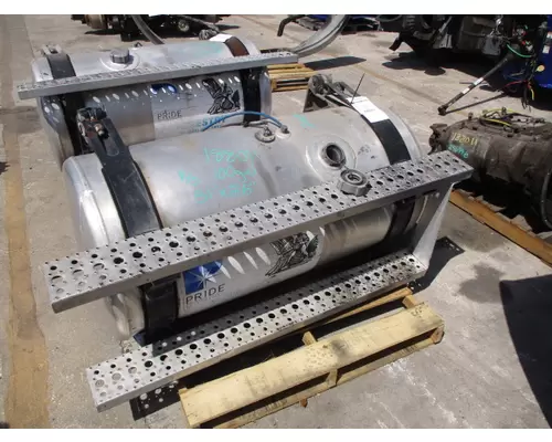 STERLING L9500 FUEL TANK