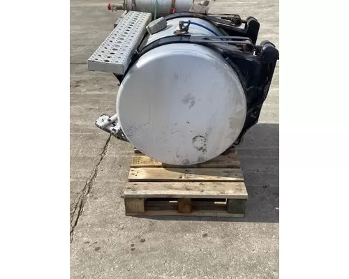 STERLING L9500 Fuel Tank