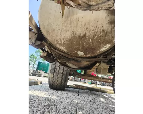 STERLING L9500 Fuel Tank
