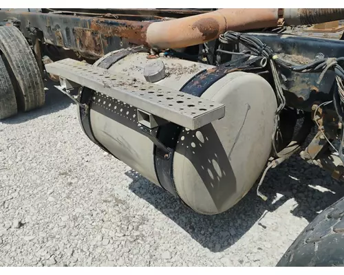 STERLING L9500 Fuel Tank