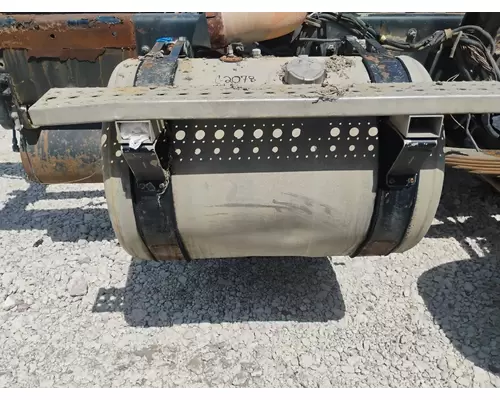 STERLING L9500 Fuel Tank