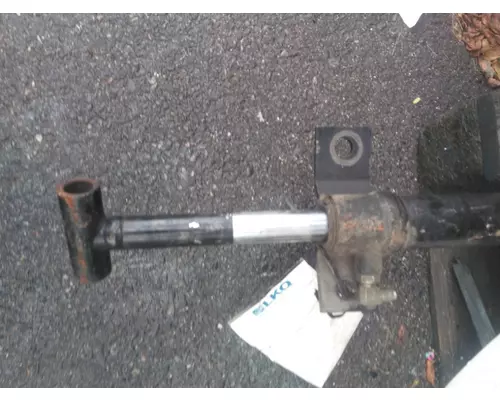 STERLING L9500 HYDRAULIC CYLINDER