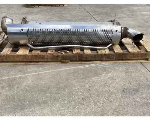 STERLING L9500 Muffler