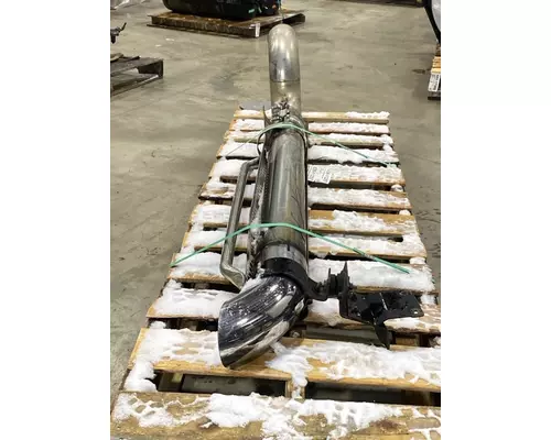 STERLING L9500 Muffler