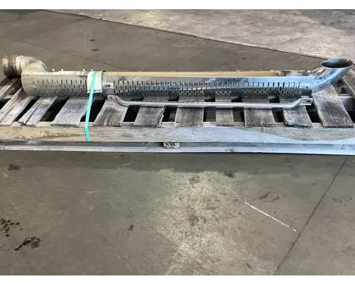 STERLING L9500 Muffler