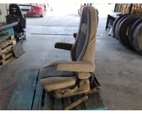 STERLING L9500 SEAT, FRONT