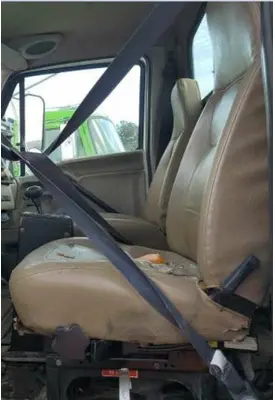 STERLING L9500 SEAT, FRONT
