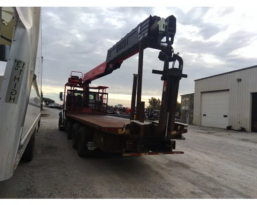STERLING L9500 WHOLE TRUCK FOR RESALE