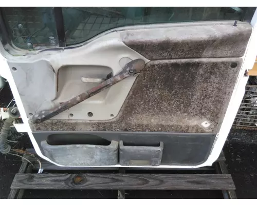 STERLING L9513 1999-2001 DOOR ASSEMBLY, FRONT