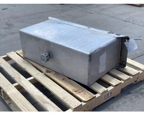 STERLING L9513 Hydraulic Tank