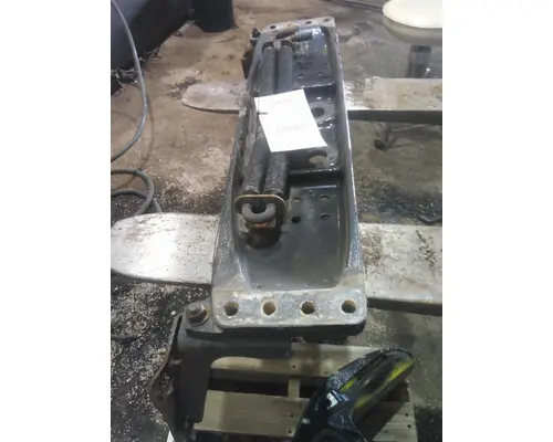 STERLING L9513 RADIATOR BRACKET
