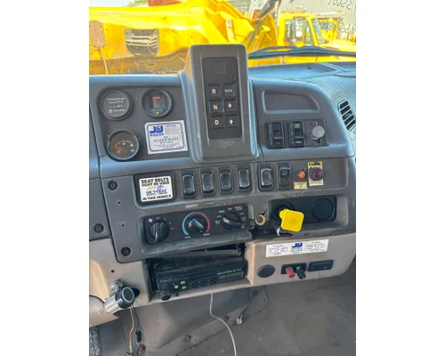 STERLING LT8500 Complete Vehicle