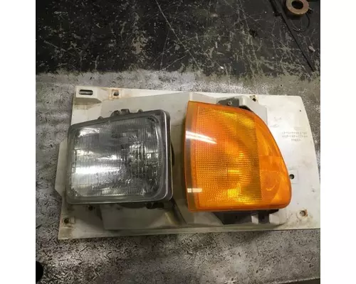 STERLING LT8500 Headlamp Assembly